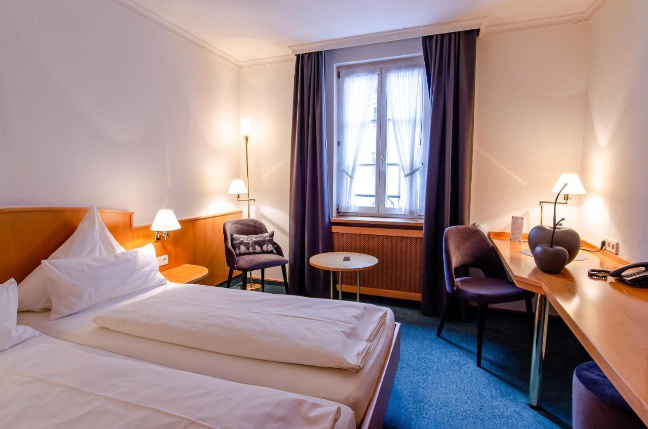 Hotel Gasthof Hecht Wolfach Bagian luar foto