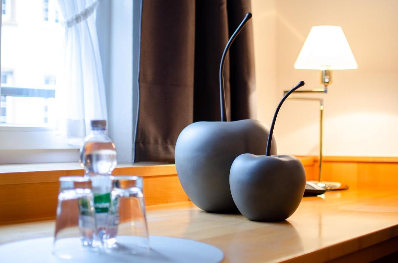 Hotel Gasthof Hecht Wolfach Bagian luar foto